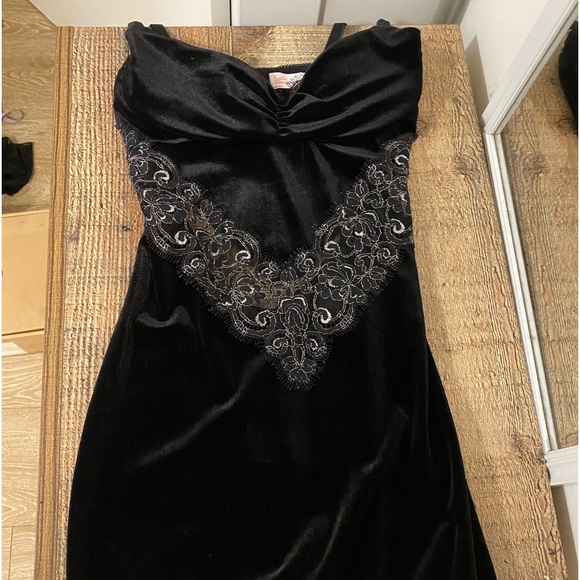 Velvet PUSH UP LINGERIE w/ silver & black lace Sz S BNWOT - SHIRLEY OF HOLLYWOOD - Picture 5 of 8